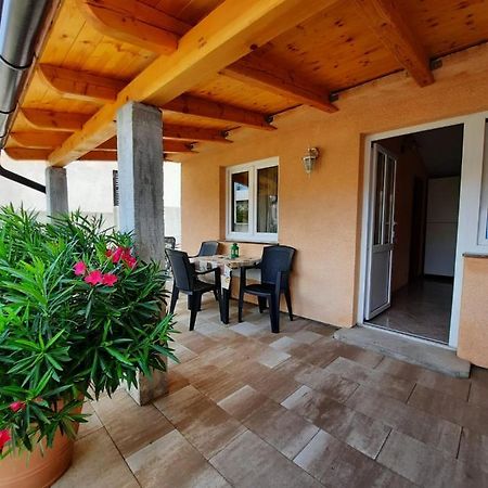 Lana 1 Hotel Senj  Luaran gambar